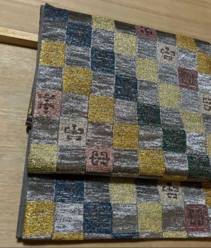 市松模様に箔がオシャレな袋帯