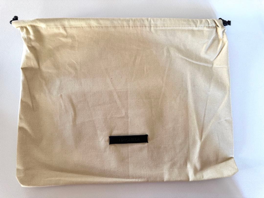 ♥️新品未使用♥️ NAGHEDI ナゲディ クロスボディバッグ ショルダー 軽量