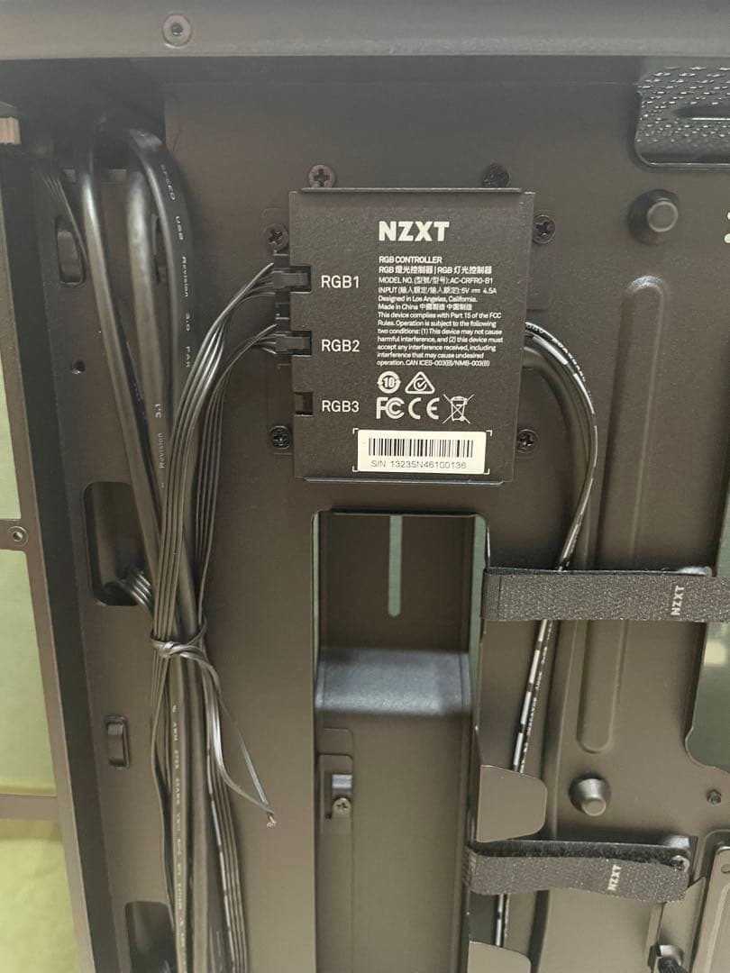 ブラックPCケース 透明サイドパネル付き