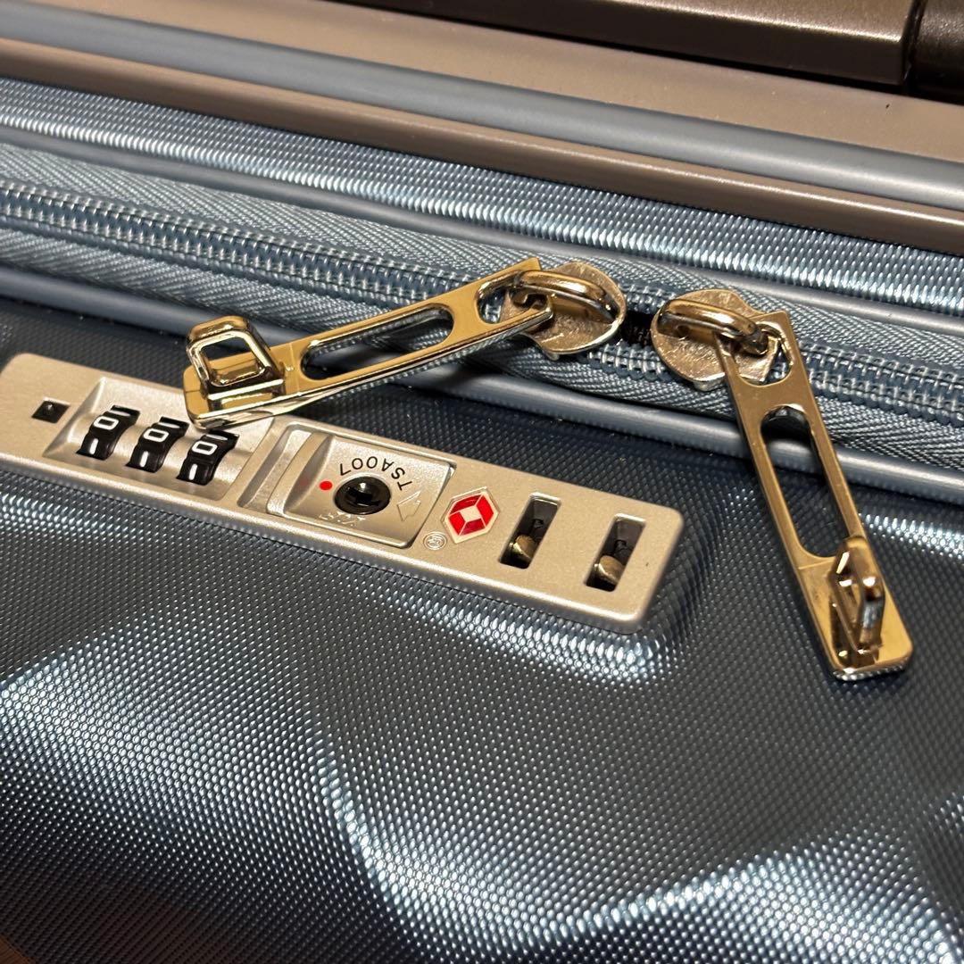 【美品】トラベリスト ピエドラ 73L TSAロック付き キャリーケース 旅行