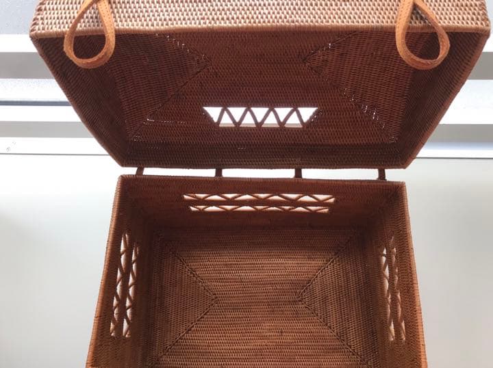 アタ製  バスケット