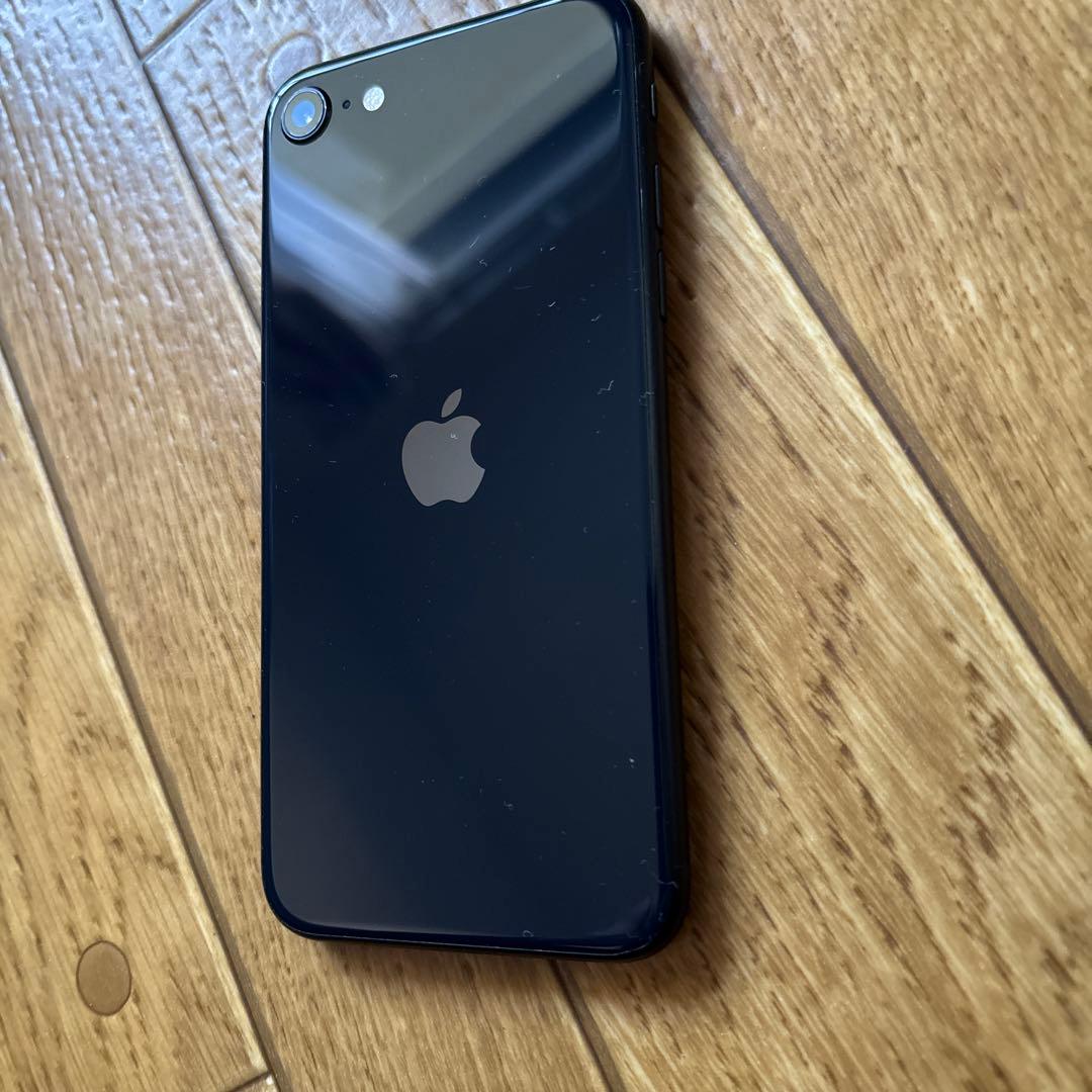 iPhone SE 第3世代 本体 SIMフリー 初期化済み 動作良好