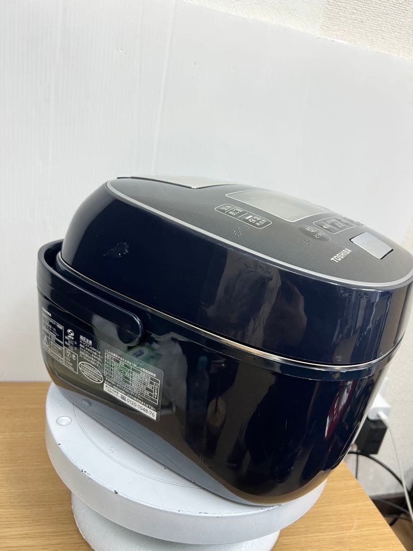 [東芝]真空圧力IH炊飯器 RC-10VSN 5.5合 かまど銅釜 2019年製