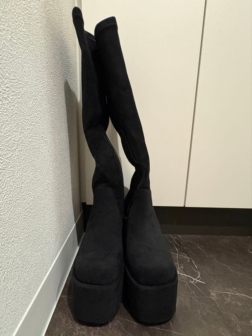 【ゆ出品】EMODA バルキープランプフィットブーツ