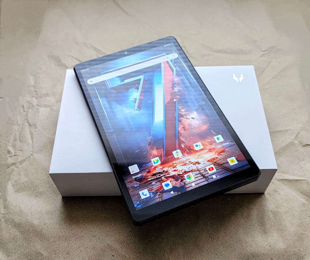 Headwolf FPad7　SIMフリー　8.4インチタブレット