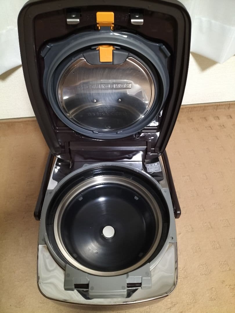 象印　 NW-AA10-TZ　 圧力 IH炊飯ジャー 極め羽釜　 炊飯器