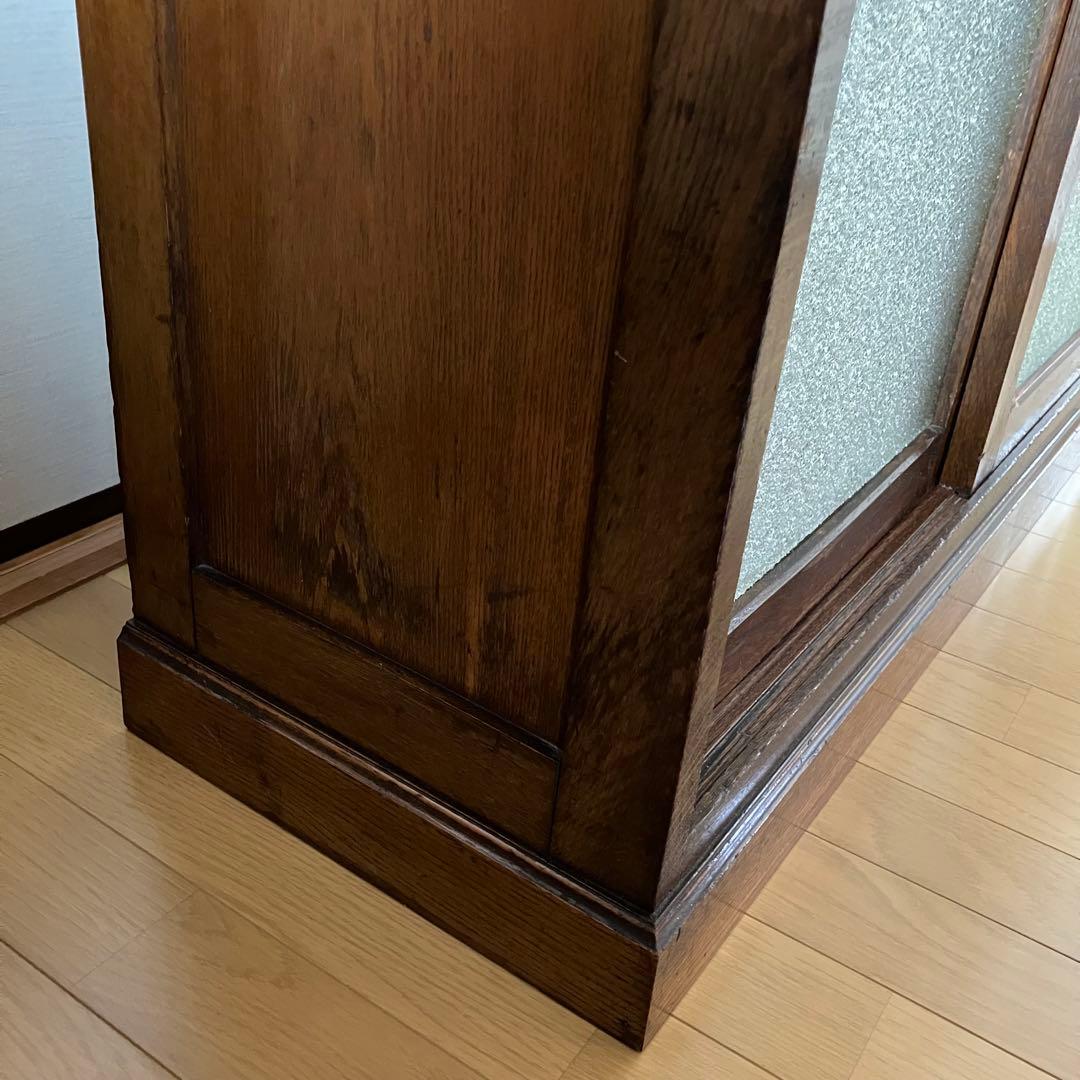 アンティーク　本箱　本棚　戸棚　食器棚　陳列棚　店舗　ニ重ね　無垢　引戸　レトロ