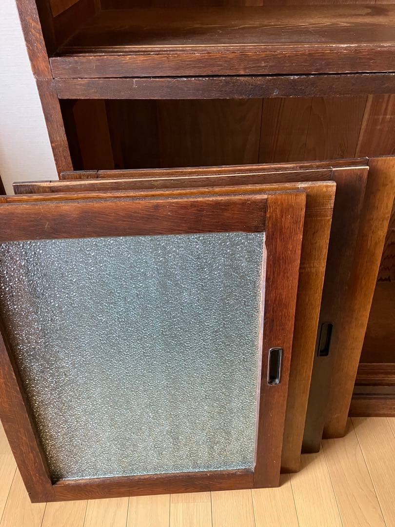 アンティーク　本箱　本棚　戸棚　食器棚　陳列棚　店舗　ニ重ね　無垢　引戸　レトロ