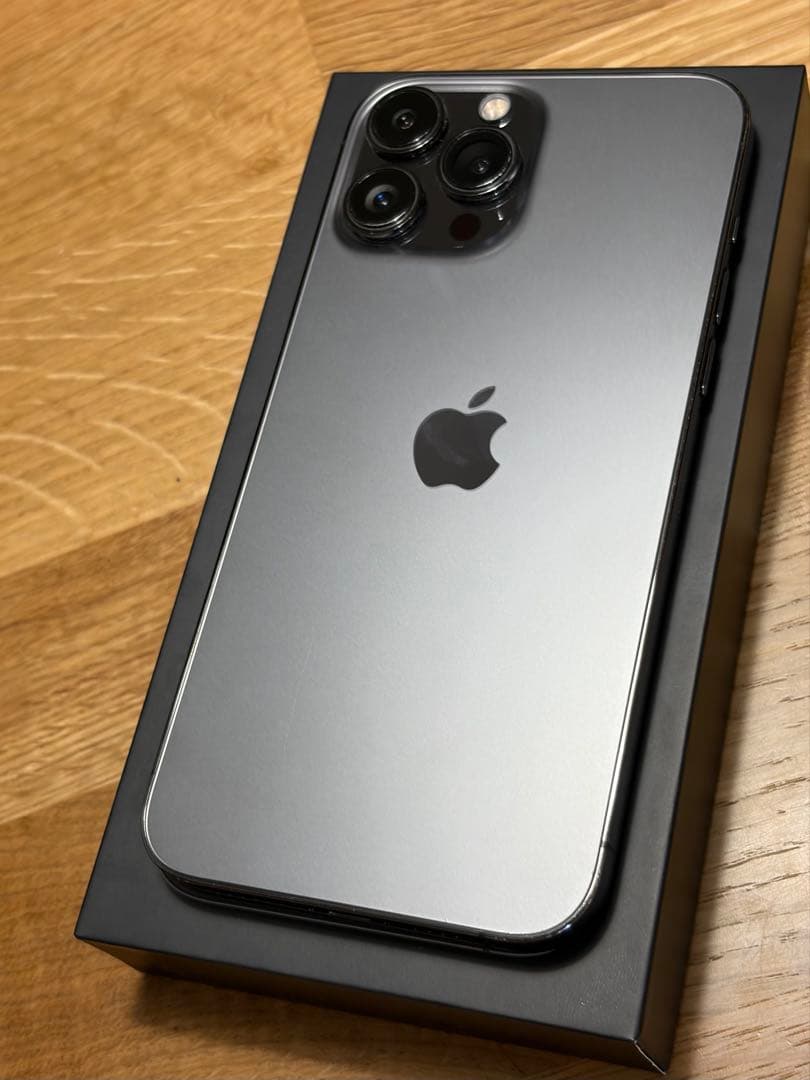 iPhone 13 Pro Max 256GB シルバー SIMフリー