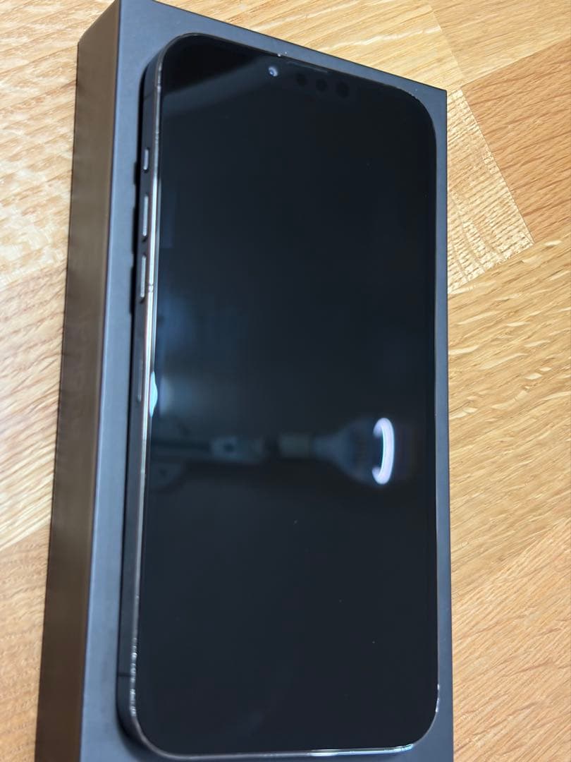 iPhone 13 Pro Max 256GB シルバー SIMフリー