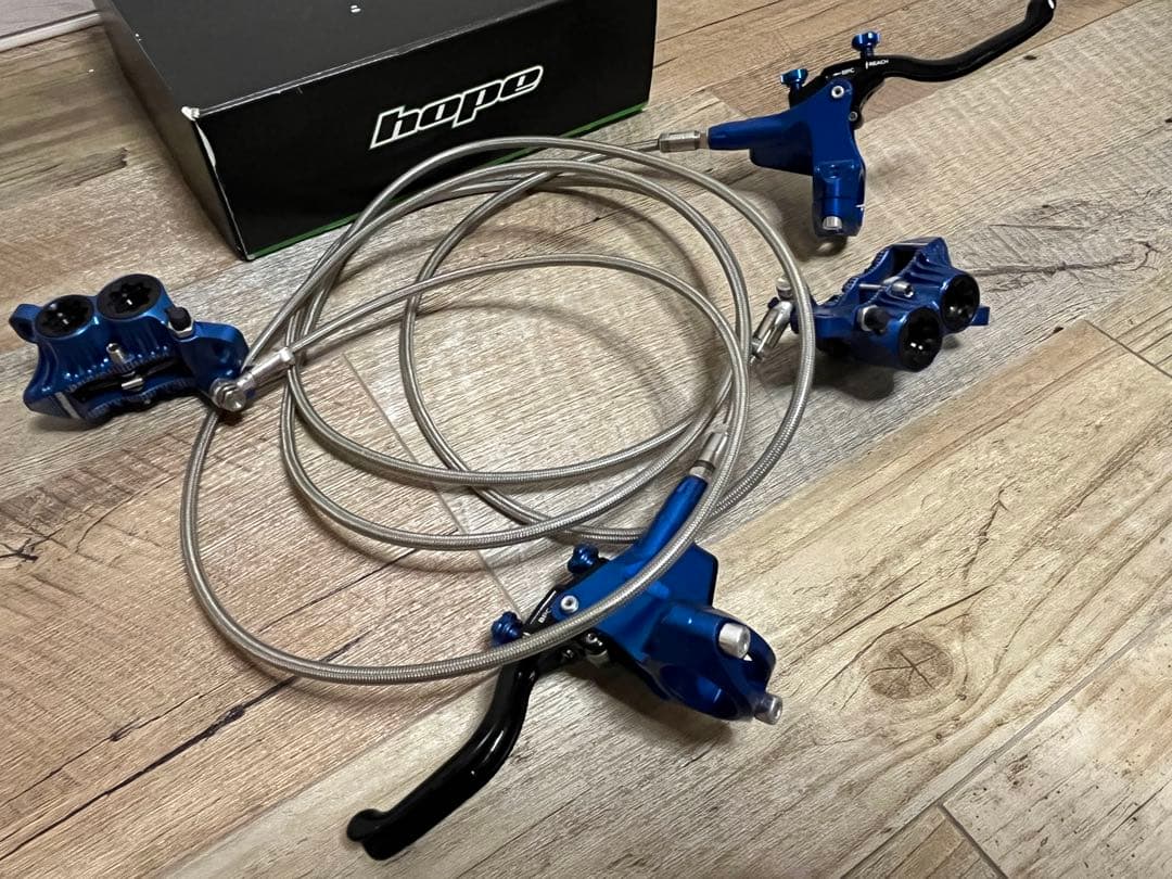 hope tech E v4 ブルー