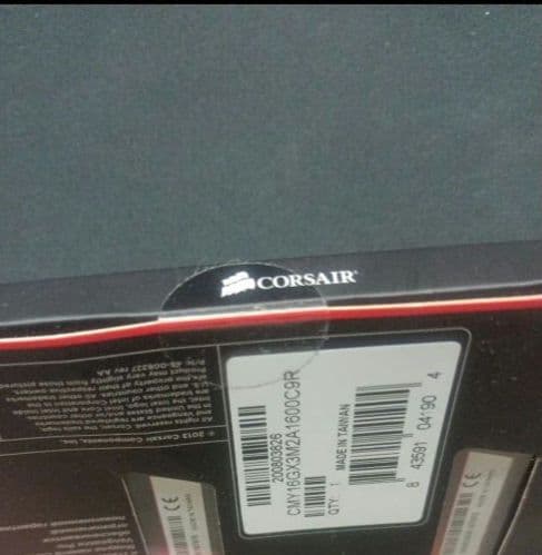 未開封品CORSAIR VENGEANCEメモリddr3 8gb×2 16gb