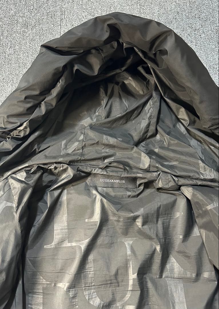 LUXEAKMPLUS フード付きダウンジャケット