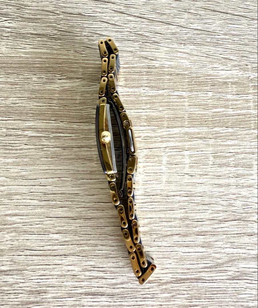 ラドージュビリークォーツレディース 腕時計セラミックゴールドGP 4Pダイヤ入り