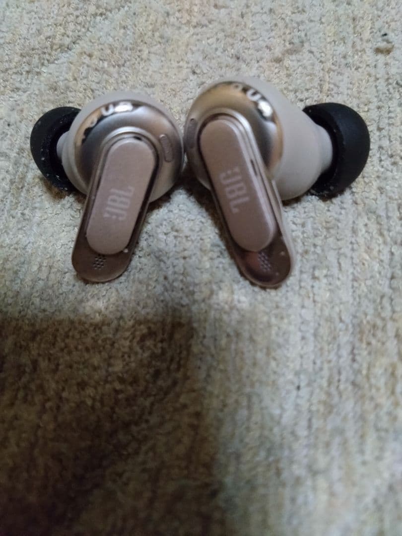 JBL Tour pro 3ラテ