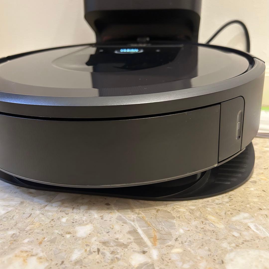 iRobot ルンバi7+ 本体、ブラーバセット