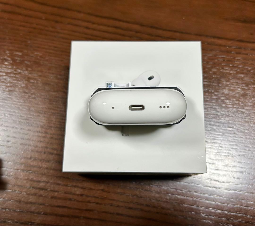 t*k様 純正品　Apple AirPods Pro2 タイプc