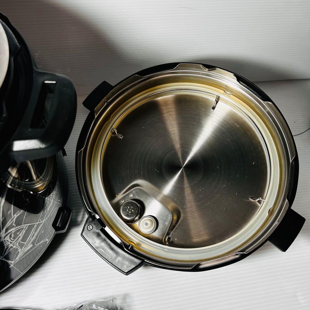 【貴重】インスタントポット　ダースベイダー　電器圧力鍋　スターウォーズ