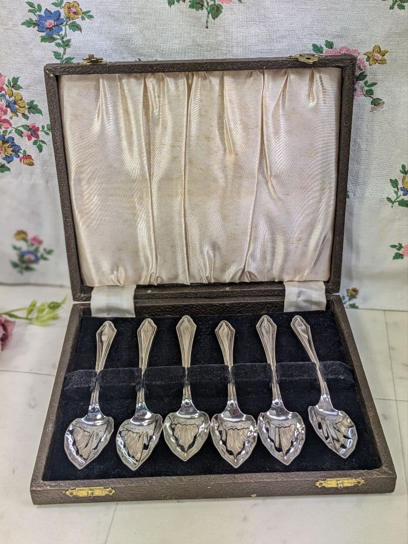イギリス アンティーク シルバープレート スプーン ６本 ケース入り