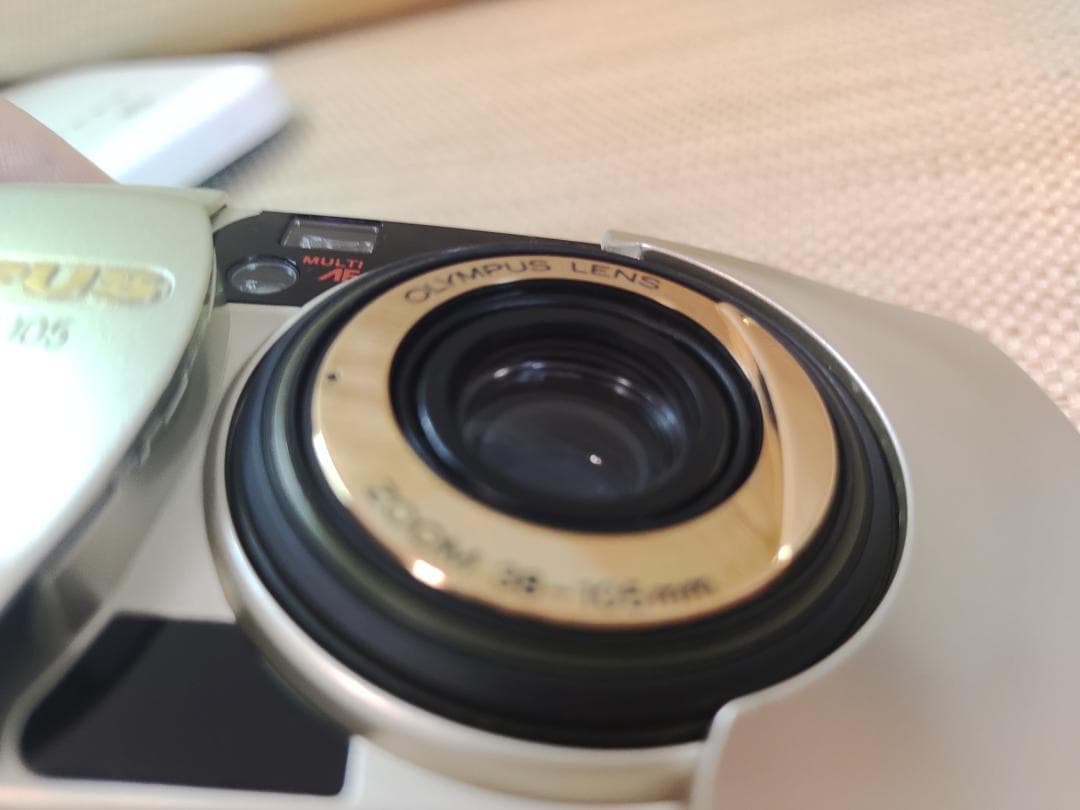 olympusオリンパス μ[mju:] ZOOM 105 DELUXEゴールド