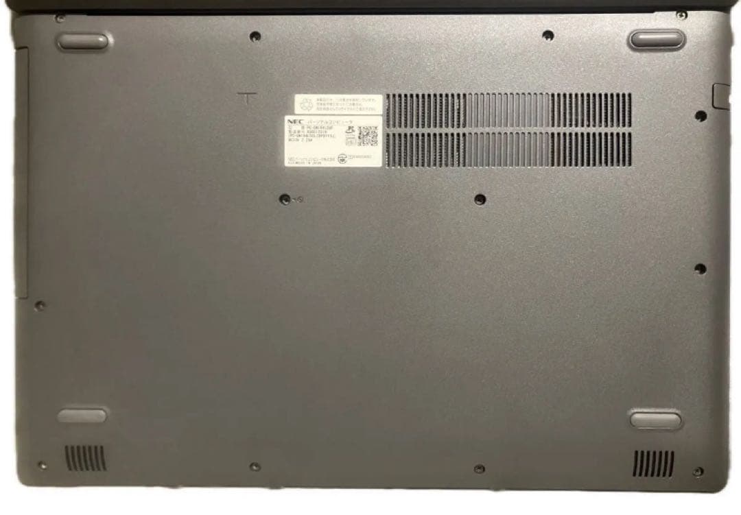 【新品同様】LAVIE Direct NS Core i5/8GB/256GB