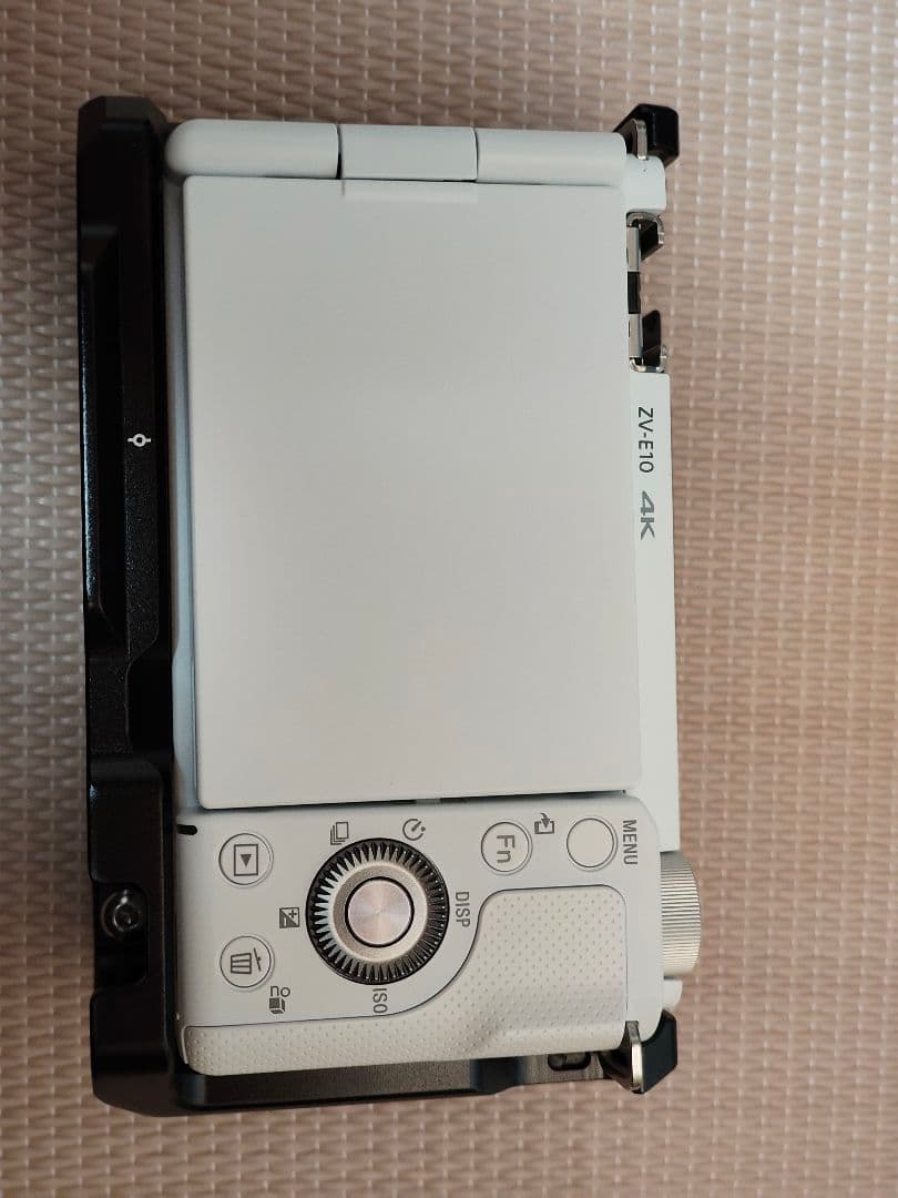 ミラーレスカメラ　SONY ZV-E10ボディ smallrig製リグ付き