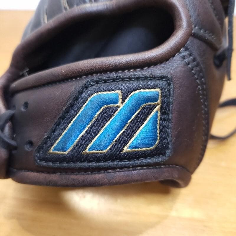ミズノ イチローモデル 限定モデル Mマークラベル 激レア 外野用 軟式グローブ