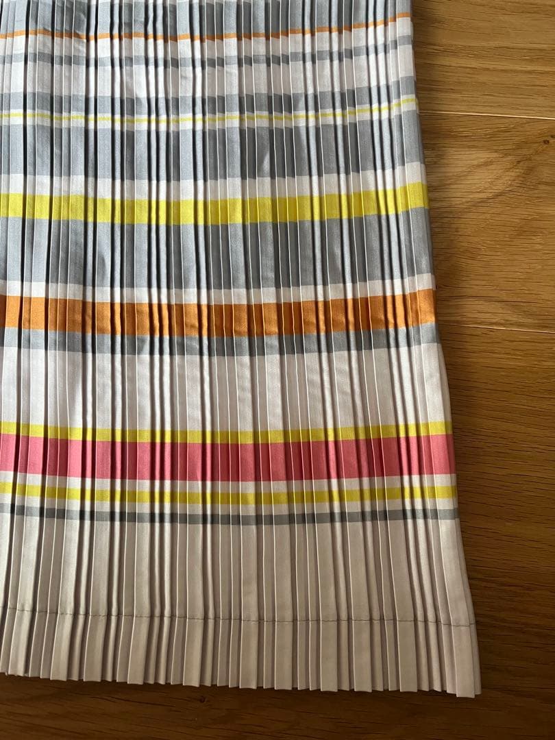 プリーツ　エプロン　ストライプ　未使用　HANAEMORI