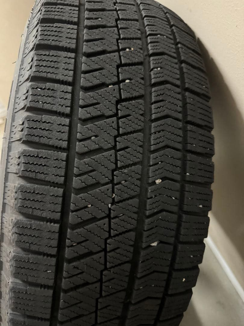 ブリザックVRX2 スタッドレスタイヤ、ホイールセット　215/65/16