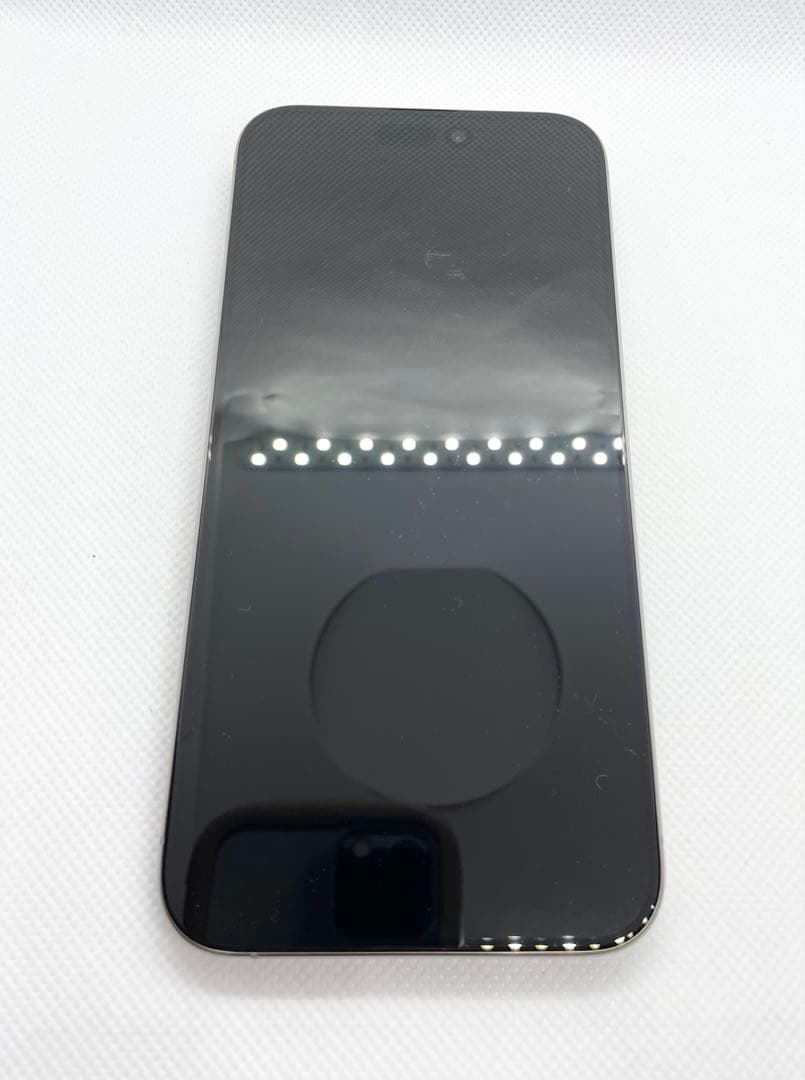 iPhone 15 Pro Max 256GB バッテリー容量100%