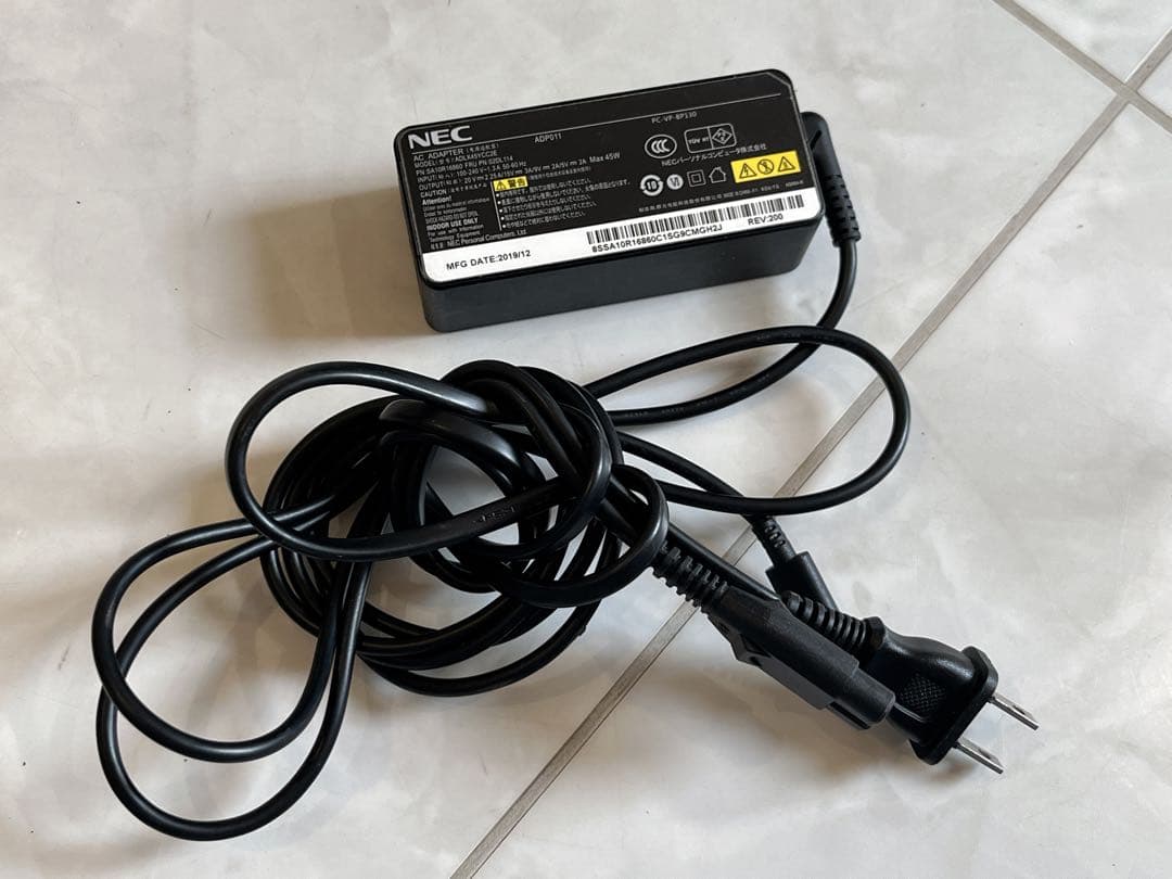 Windowsノート本体 NEC LAVIE PC PC-NM550RAL Core i5_10210Y