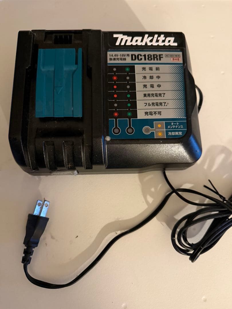 マキタ コードレス掃除機CL282 18Vバッテリ付 CL282FDFCW