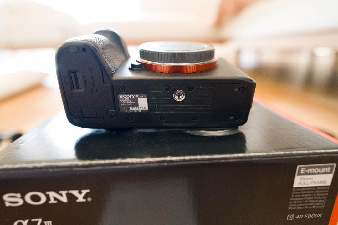 SONY α7 III ミラーレス一眼カメラ 本体 シャッター少　ワンオーナー