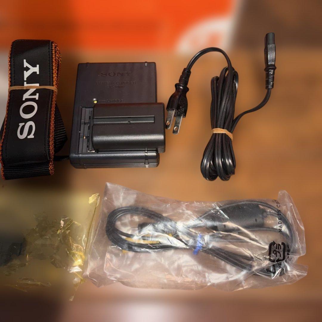 SONY α350 デジタル一眼レフカメラ バッテリー メモリー付 送料無料