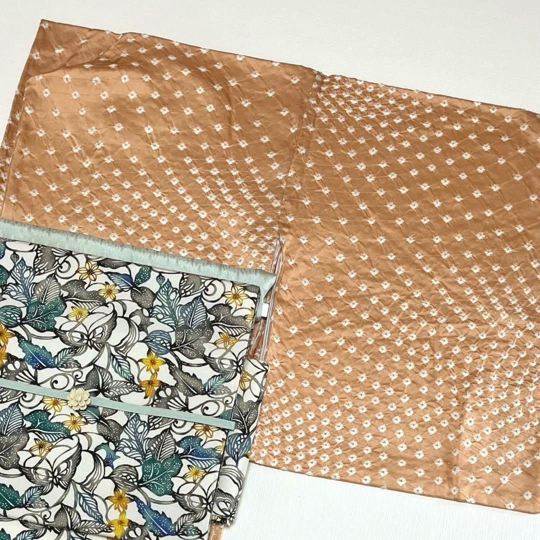 かなちん【美品】正絹 吉祥文 絞り 小紋 袷 着物