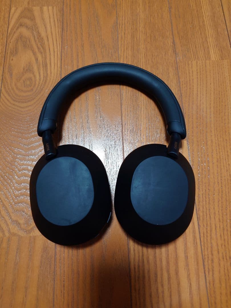 【特価】Sony wh-1000xm5 黒 箱付き ケース傷み