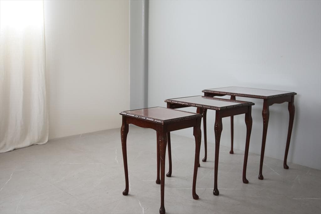 英国アンティーク猫脚ネストテーブル3台/木製机/サイドテーブル(88-83)