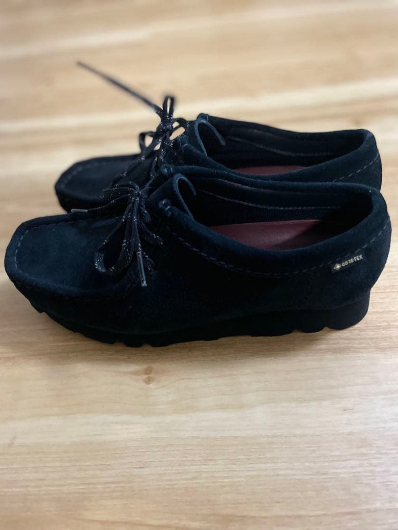 ゴールド極美品Clarksクラークス オリジナルズ ワラビー ゴアテックス