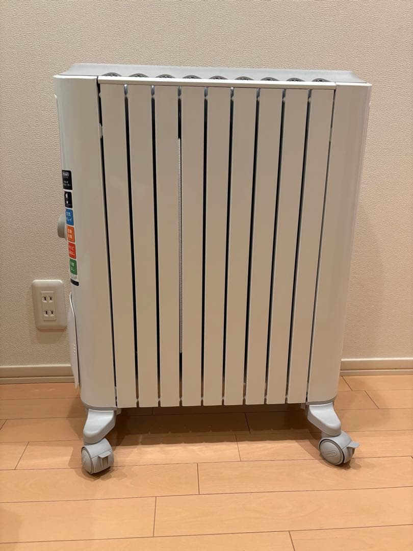 デロンギオイルヒーター HRJ-75V09J15-GY