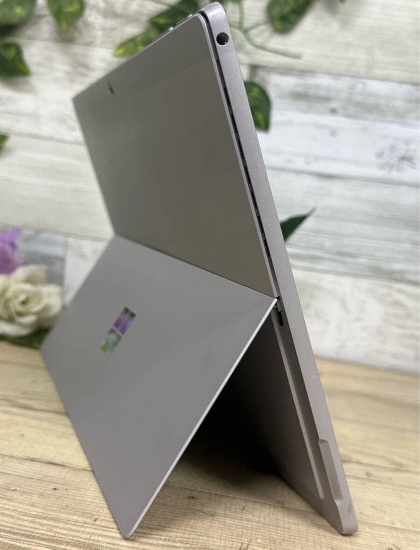 Windowsタブレット本体 Surface Pro 5[Core i5/RAM:8GB/SSD:256GB]