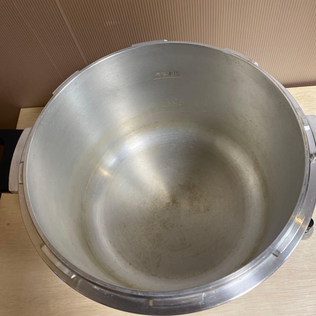 平和アルミ　圧力鍋 PCD-10W 10.0ℓ クッキングブック　貝印蒸し器付