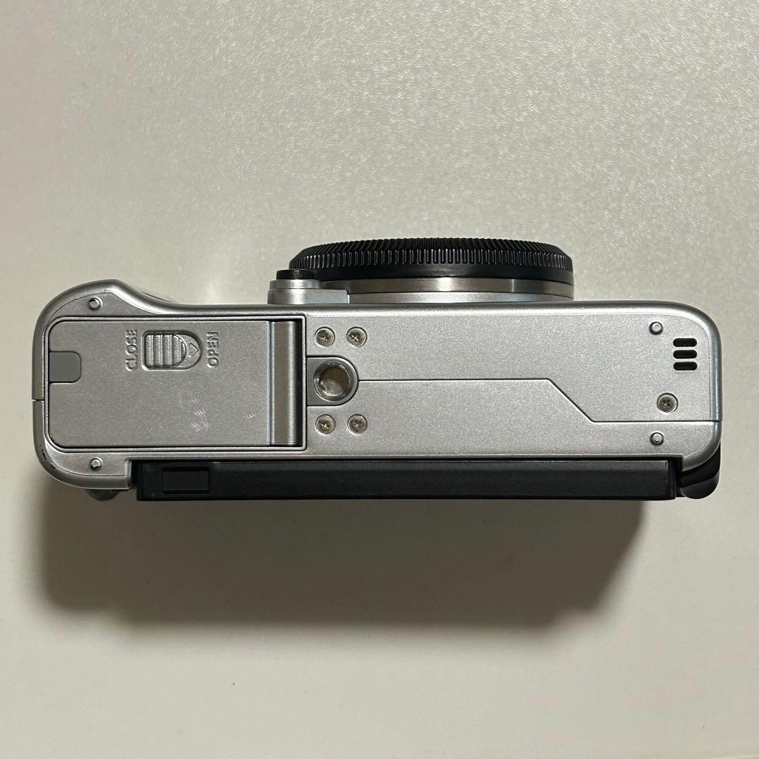 FUJIFILM X-A7 レンズ2本セット15-45mm＋25mm(新品)