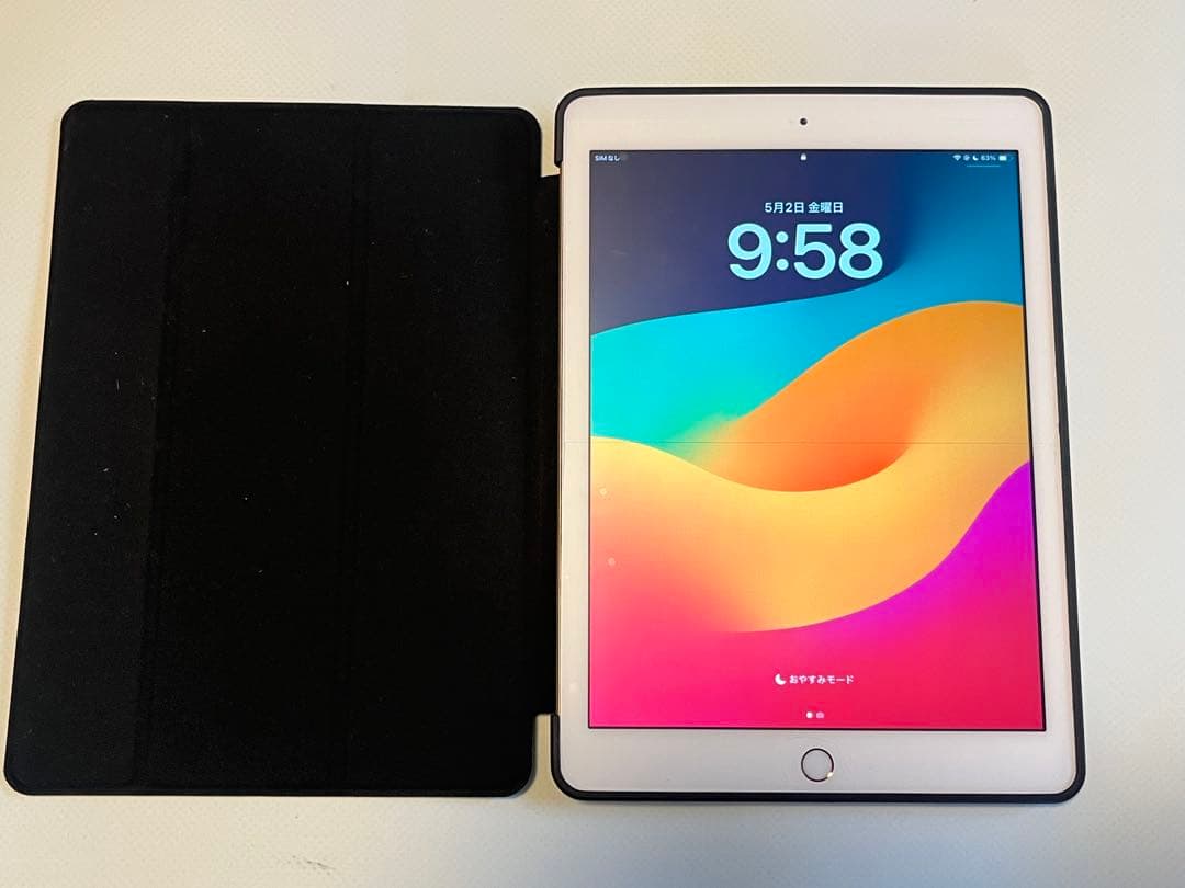 マ*ー様 Apple iPad 6世代　32GB セルラーモデル　ペンシル付き