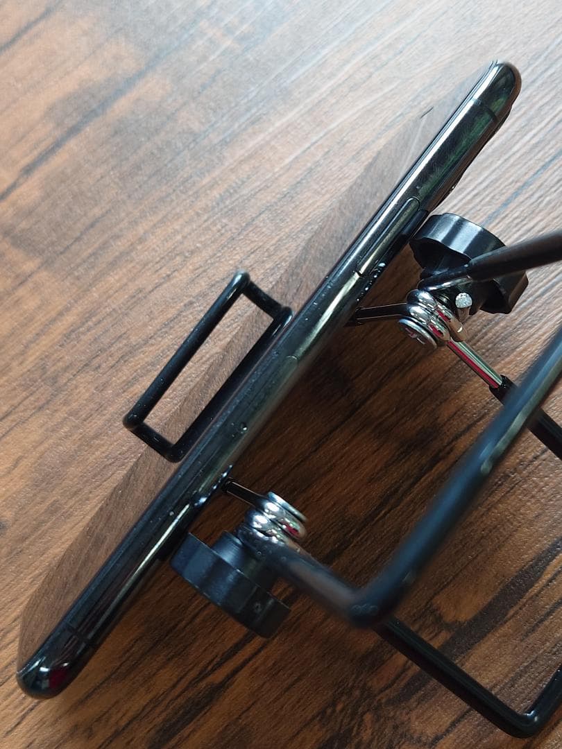 iPhone11Pro 256GB ※リアカメラ微不良品