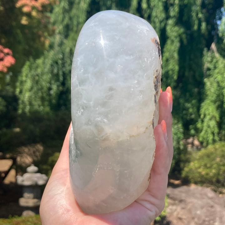 グリーンアメジスト プラシオライト ハート 原石