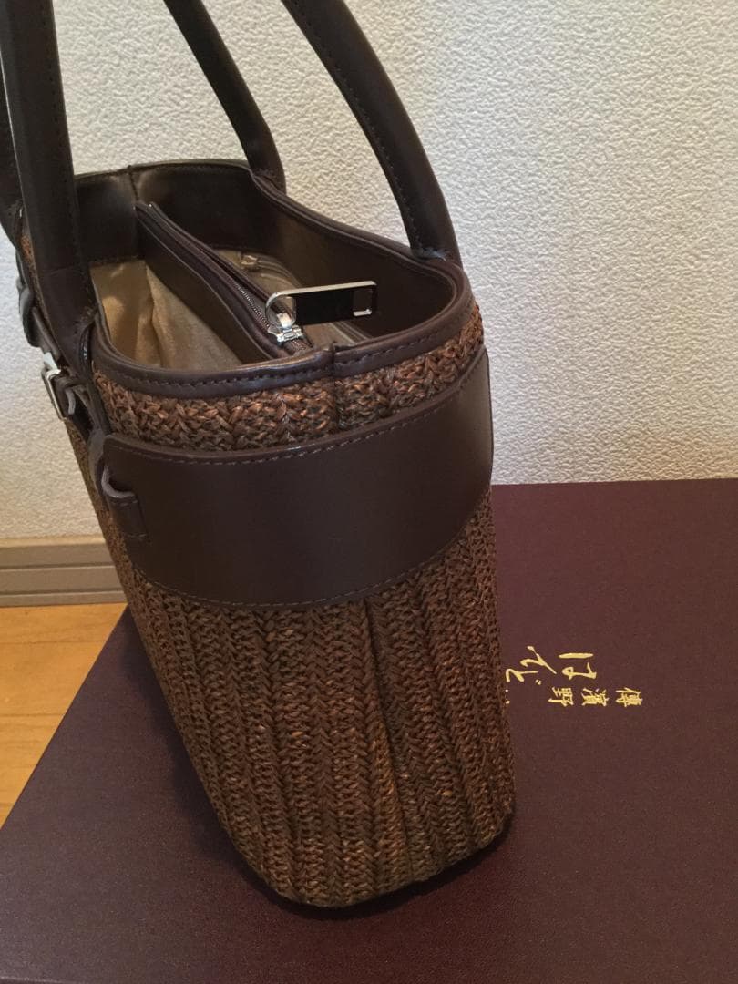 傳濱野　バッグ　茶色　ブラウン　ブラウン かごバッグ ストライプ模様