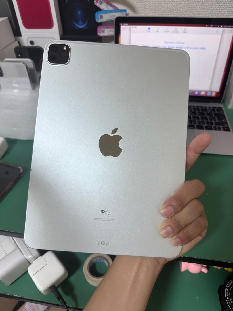 “ジャンク品 (画面が表示されません)ipad pro11 128g 2 世代