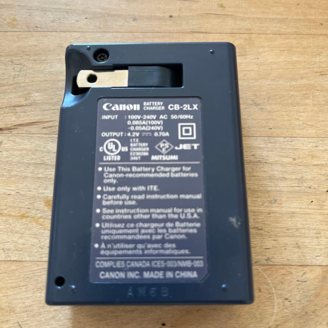 Canon ixy digital 910is シルバー