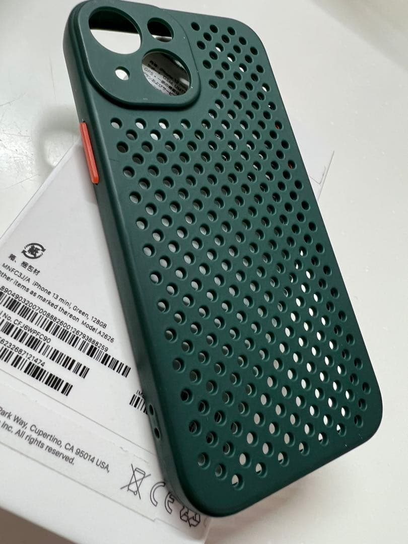 iPhone 13 mini 128GB バッテリー84/一部キズあり