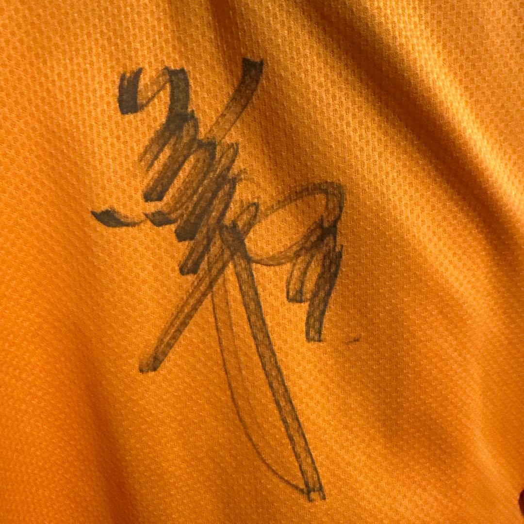 【値下げ可能！】読売ジャイアンツ 亀井善行 橙魂ユニフォーム 直筆サイン入り